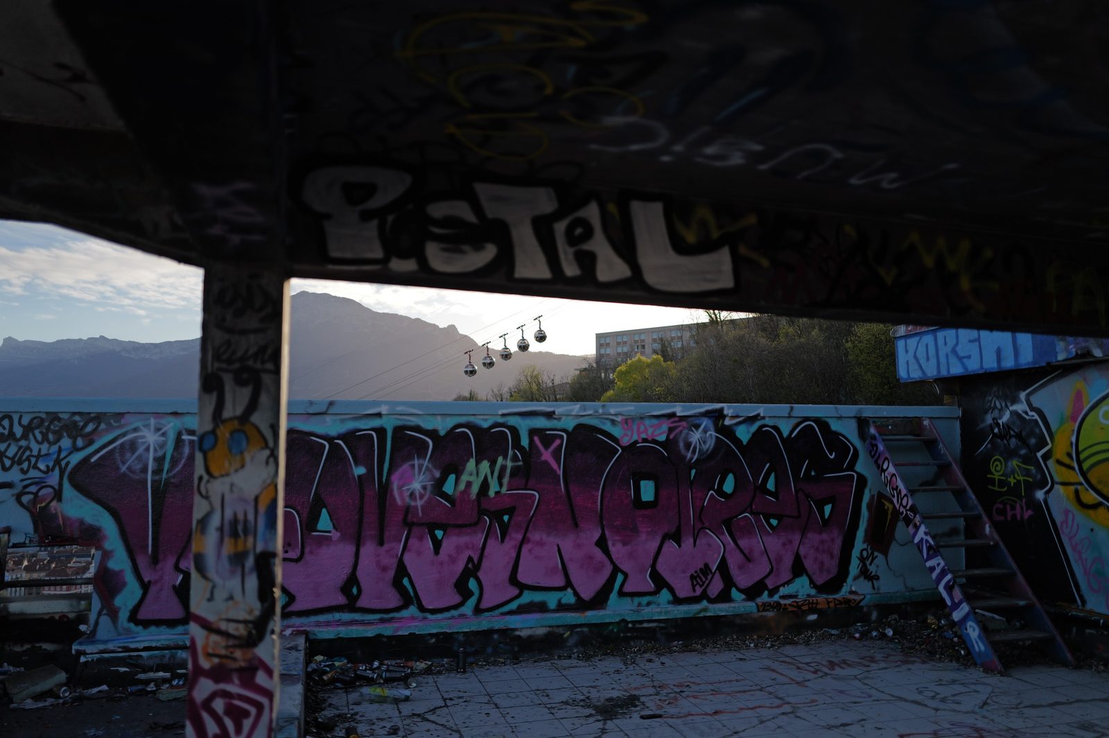 Photograph by Daniel Goron.