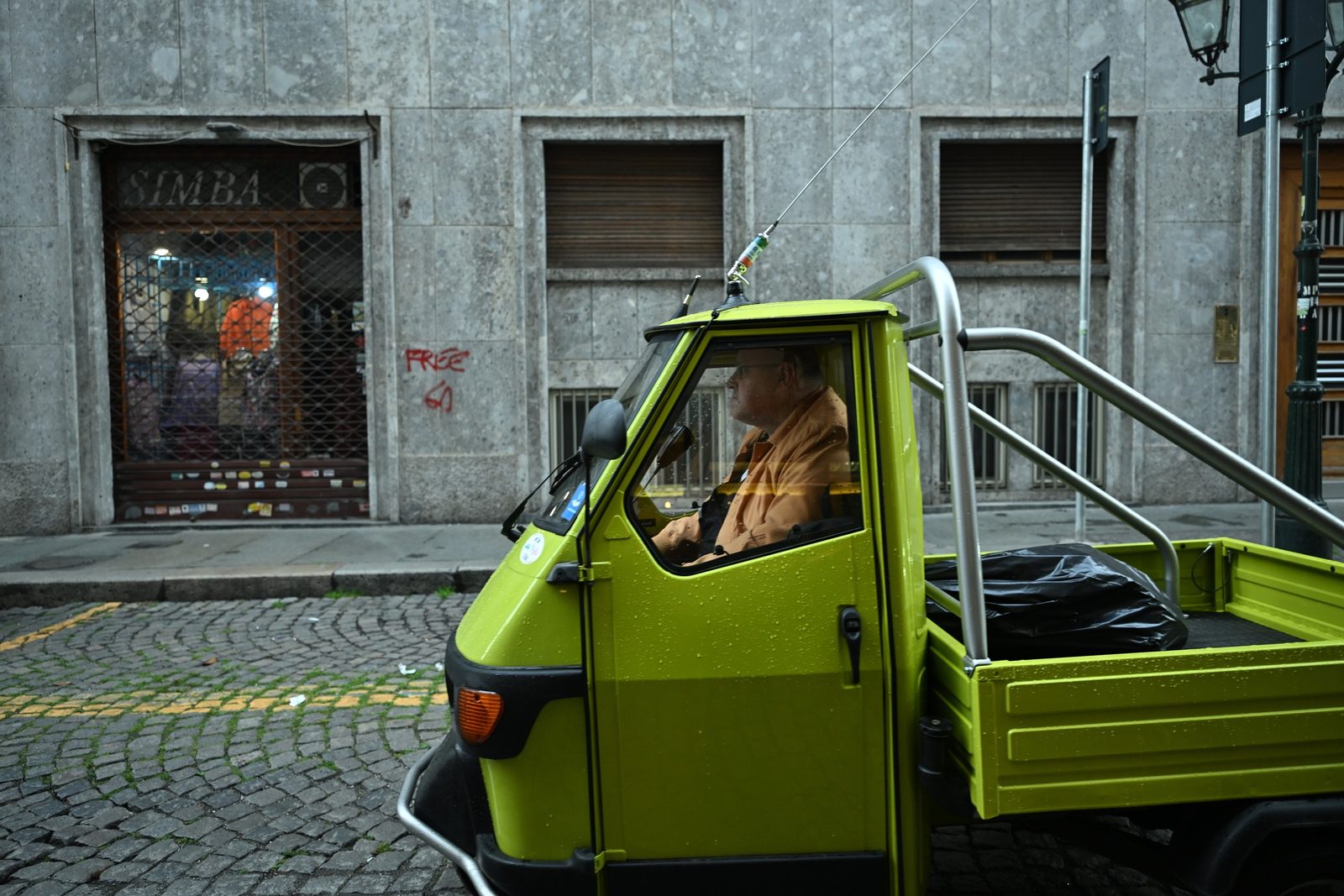 Photograph by Daniel Goron.